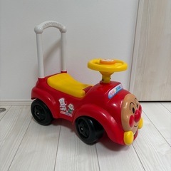 アンパンマンカー メロディー付き 足けり乗用の画像