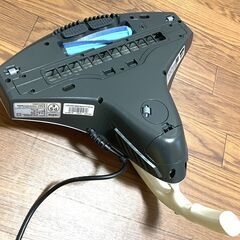 差し上げる方、決定しました！　　布団＆カーペットクリーナー　完動品　収納用ラック付き　小田急線栗平駅までお越しくださる方に差し上げます　レイコップ製の画像