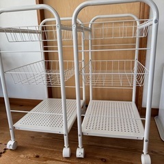 3段ラックホワイト 2台セット　キャスター付きの画像