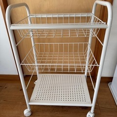 3段ラックホワイト 2台セット　キャスター付きの画像