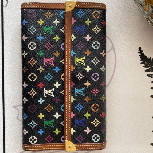 財布 LOUIS  VUITTON