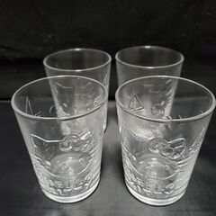 【未使用】ハローキティ　ガラスコップ　4個セットの画像