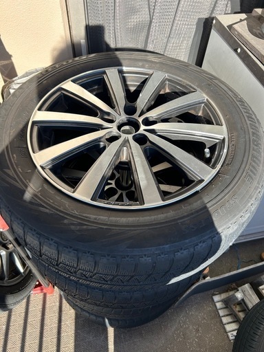215/60/17 スタッドレスアルミセット　4本　タイヤは交換ベース