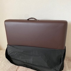 折りたたみマッサージベッド