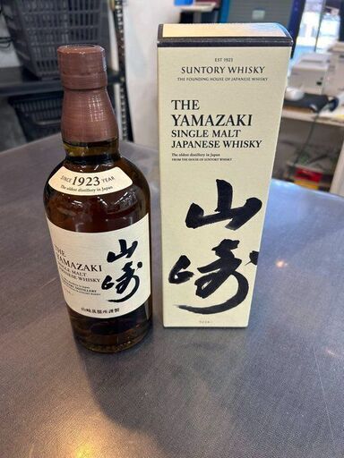 J5398 ★値下げしました！★人気品★ サントリーウイスキー山崎 700ml瓶　43度 箱付き　未開栓　【リユースのサカイ柏店】