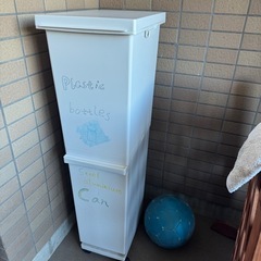 (美品)蓋付き2段ゴミ箱　ニトリ