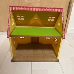 差し上げます！シルバニアファミリー　赤い屋根のおうち＆学習机セットの画像