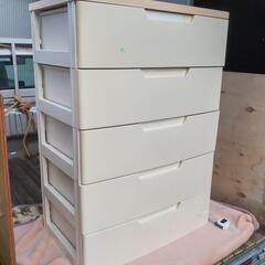 プラスチックケース 棚 タンスの画像