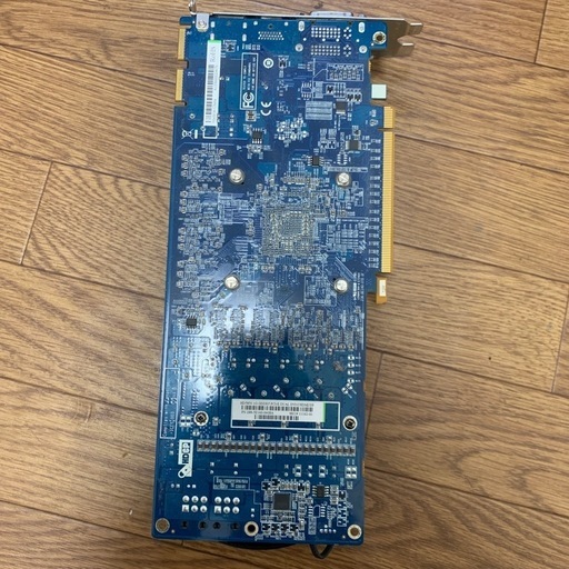 PCパーツ radeon 5850 1gb