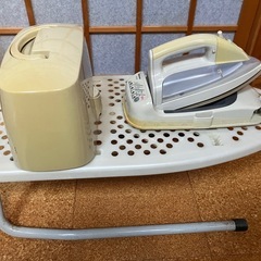 コードレスアイロンとアイロン台