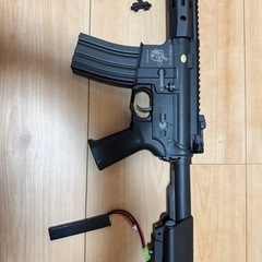 【未使用品！】電動ガン　S&T M4 URX4 M-LOK 11...