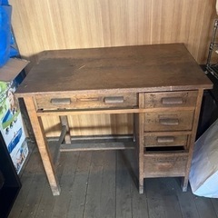 【あげます】アンティーク　木机の画像