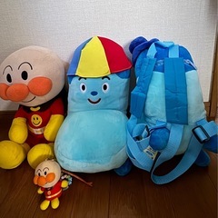 アンパンマン、コッシーぬいぐるみとリュックの画像