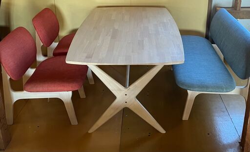 【ご成約済】【最終価格】ニトリ　NITORI　リビングダイニングテーブル4点セット【市内配送可能】【札幌　清田区　店頭引取限定】