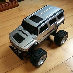 秒でお値引き笑HUMMRRのラジコンカー