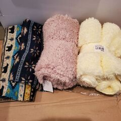 冬素材　ハンドメイドに　ニット生地　プードルファーなどまとめて