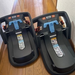 UPPA BABY “MESA” とChicco “KeyFit Caddy”のセットの画像