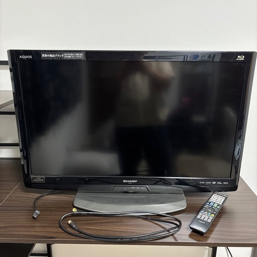 【美品】シャープ液晶テレビ32型（DVD/ブルーレイ内蔵型）