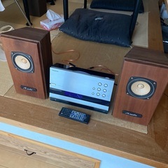 [お渡し完了です]オンキョー CDレシーバー CR-Ｔ2 本体と...