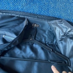 スーツカバー 二つ折り テーラーバッグ　ブラック　美品の画像