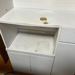 食器棚 上下分解可能の画像