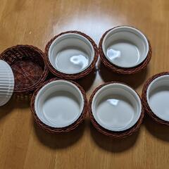 籐カゴ付き耐熱容器