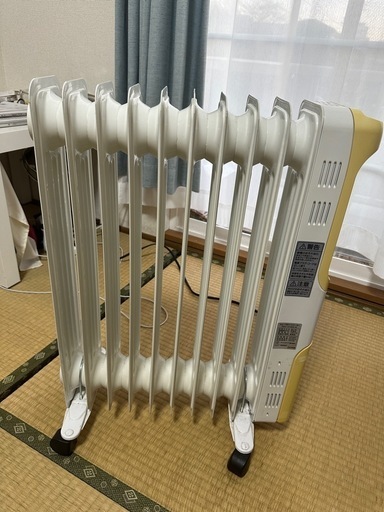IRIS OHYAMAヒーター　ウェーブ型オイルヒーターPOH-1210KS-W