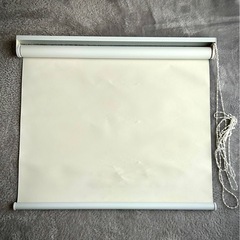 ロールスクリーン  ホワイト系　60㎝×140㎝　遮光・遮熱　
