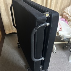 お取引　キャスター付き折りたたみベッドの画像