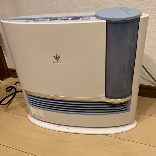SHARP 空気清浄機、加湿付きファンヒーター