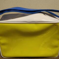 再値下げ！スイミングスクールA-1 指定バッグと級ワッペンの画像