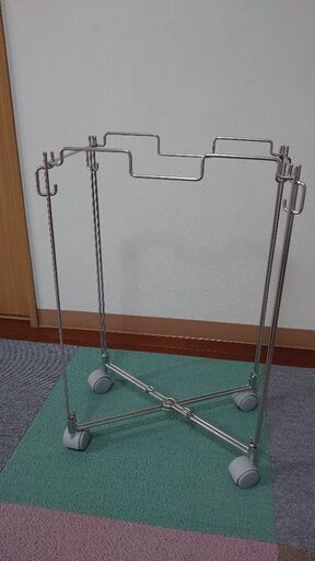無印良品 ステンレスワイヤーたためるゴミ袋ホルダー