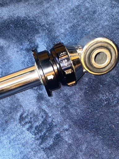値下げジムニーDAMSEL JB64/74 ステアリングダンパー