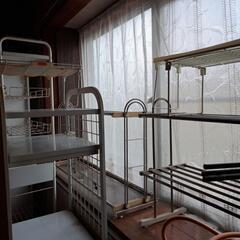 300円で好きなだけ収納棚等等の画像