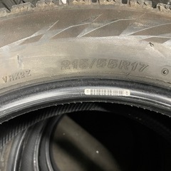 215/55R17 VRX2 バリ溝4本の画像