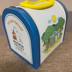 ムーミンバレーパーク　お菓子の缶　　