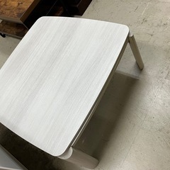 ロ2412-717 こたつ TM-124 2023年製 天板固定ネジありません 中古美品 通電確認済みの画像