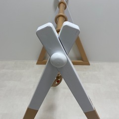 HOPPL ベビージム 木製 おもちゃ付きの画像