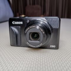 完動品 Canon PowerShot S90 高級コンパクトデジタルカメラ パワーショット キヤノン キャノン 箱 取説あり おまけ多数 RAW撮影 美品の画像