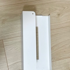 ペーパータオルホルダー　キッチンペーパーホルダー　白の画像