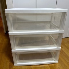 無料で譲ります！コーナン3段収納ケース