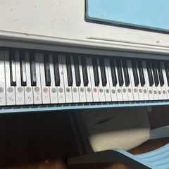 電子ピアノの画像