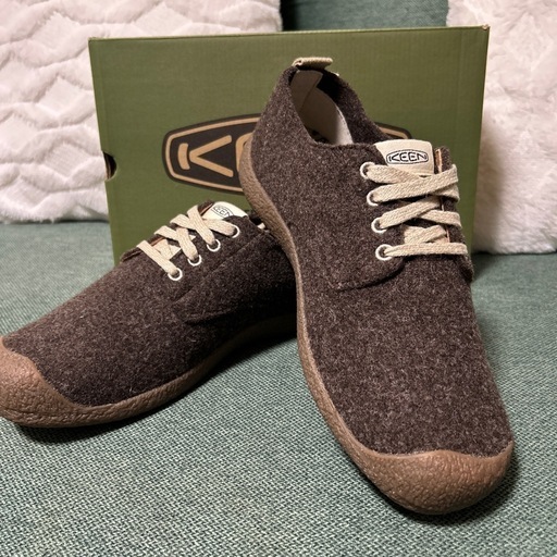お気持ちだけ値下げです。KEEN 新品　モージーダービー　27.5
