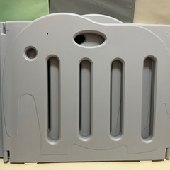 日本育児　
ベビーサークル３枚の画像