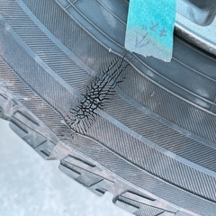 スタッドレスタイヤの画像