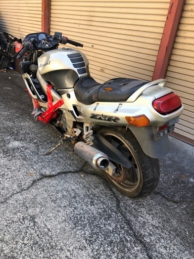 カワサキ ZZR-400 書類付レストアベース車 【公式通販】 カワサキ ZZR-400 書類付レストアベース車 【公式通販】