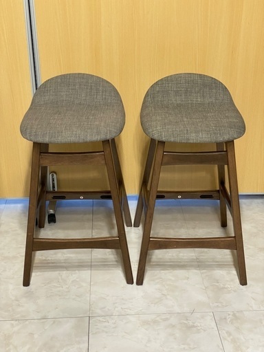 ニトリ　2脚で定価3万円　カウンターチェア