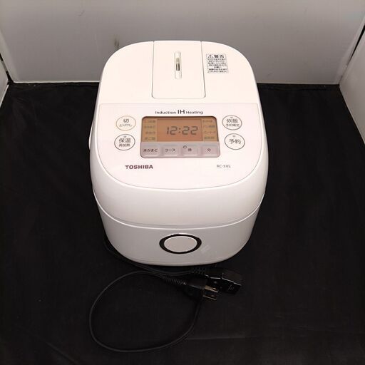 東芝/TOSHIBA 炊飯器 RC-15XL 2018年製 3合炊 IH