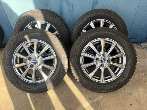 スタッドレスタイヤアルミホイール付き（ダンロップ）195\65R15