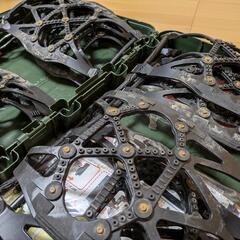 車　タイヤ　チェーン　スタッドレスの画像